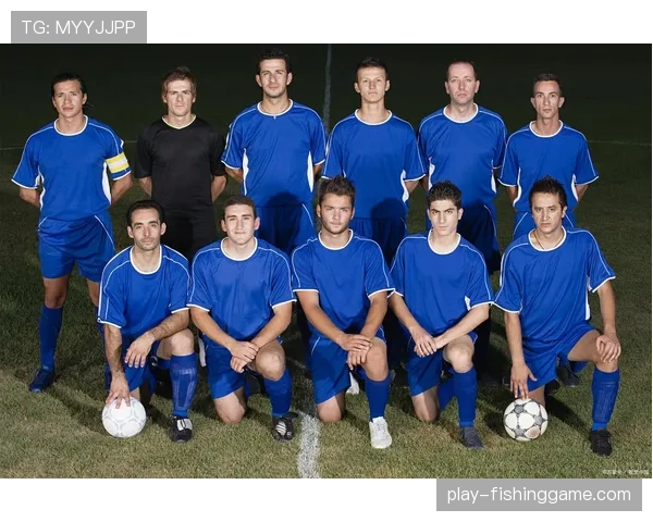 历史回顾：追溯2010年前后，西甲球队从区域盯人到整体压迫的战术演变